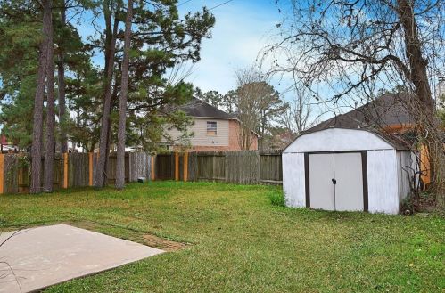 8522 Sports Hvn Dr, Humble TX 77346-6000 exterior