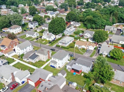 45 Byron St, Providence RI 02911-1927 exterior