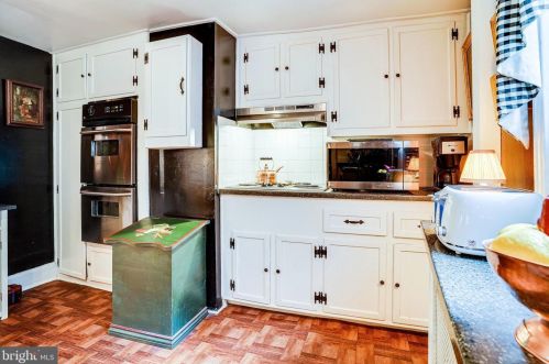 126 Fairfax St, Alexandria VA 22314-3331 exterior