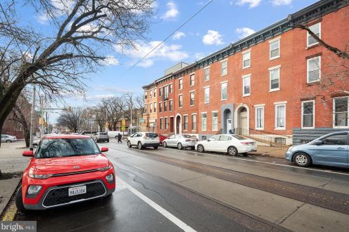 1637 Girard Ave, Philadelphia PA 19130-1514 exterior