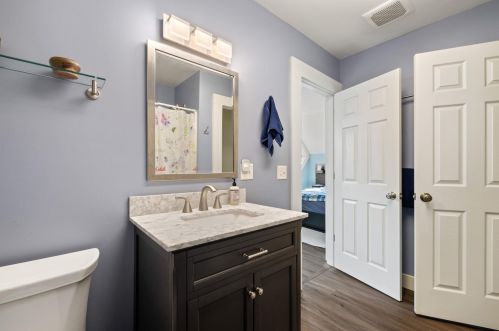 47 Penacook St, Concord NH 03301-3105 exterior