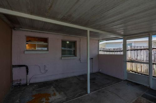 6803 Larmon St, Tampa FL  33634-5019 exterior