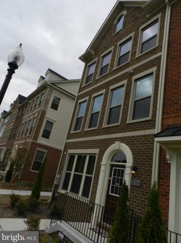 3714 Commodore Joshua Barney Dr, Washington, DC 20018