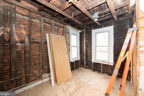 333 Chestnut St, Camden NJ 08103-2023 exterior