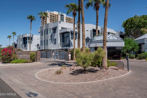 3633 3rd Ave, Phoenix AZ 85013-3914 exterior