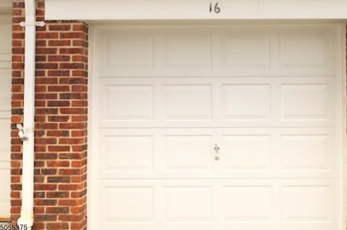 445 Morris Ave, Springfield NJ 07081-1110 exterior