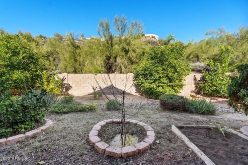 1620 Acoma Dr, Phoenix AZ 85032-5226 exterior