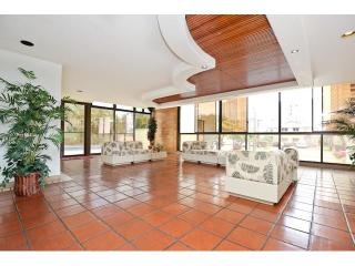 2222 Citron St, Honolulu HI  96826-2855 exterior