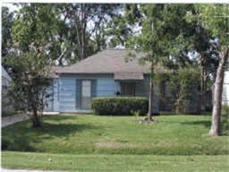 6414 Remlap St, Houston TX  77055-5310 exterior