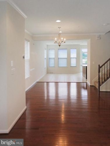 500 Ava Way, Washington DC  20017-3100 exterior