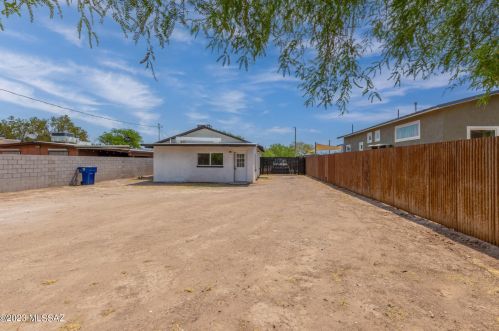 29 Melrose Ave, Tucson AZ  85745-2956 exterior