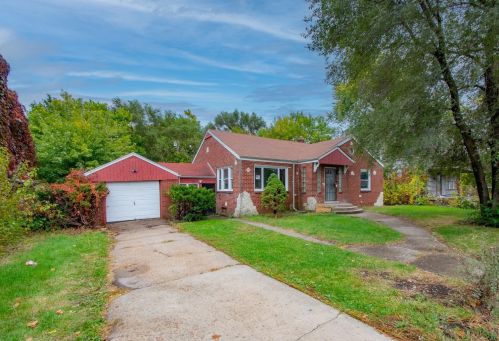 1321 Taft St, Gary, IN 46404-2231