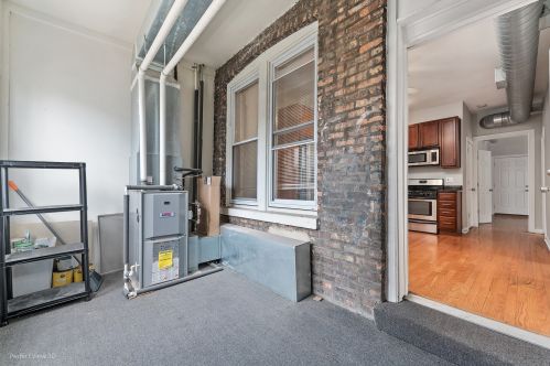 938 Damen Ave, Chicago IL  60612-3730 exterior