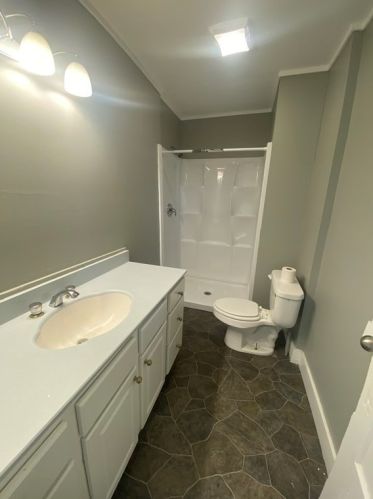 56 Exposition Ter, West Springfield MA 01089-3760 exterior