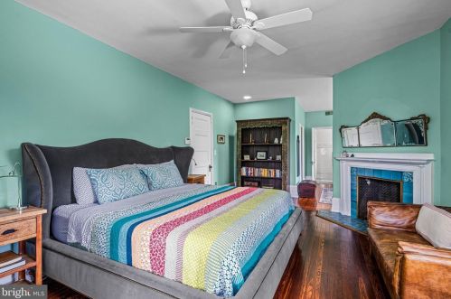 102 Chestnut Hill Ave, Philadelphia PA 19118-2715 exterior