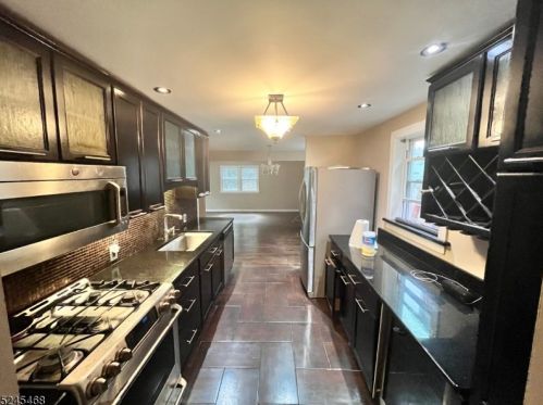 66 34th St, West Paterson NJ  07424-2840 exterior