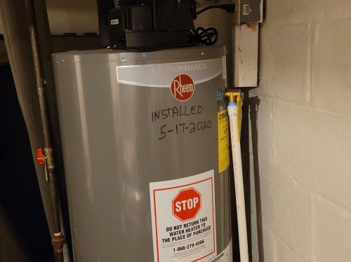 2529 Maple St, Milwaukee WI 53204-3038 exterior