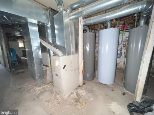 220 Hanover St, Trenton NJ exterior