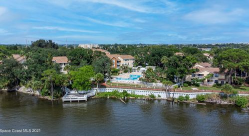 225 Tropical Trl, Merritt Island FL 32952-4836 exterior