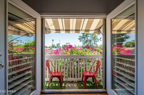 1307 El Alba Way, Chandler AZ  85224-2305 exterior