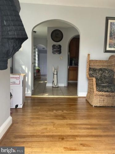 1026 Gilbert Rd, Rockville, MD 20851-1317