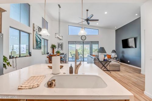 47511 23 Dr, Phoenix AZ 85041-7616 exterior