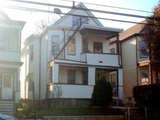 343 Boulevard, Passaic Park, NJ 07055-2804