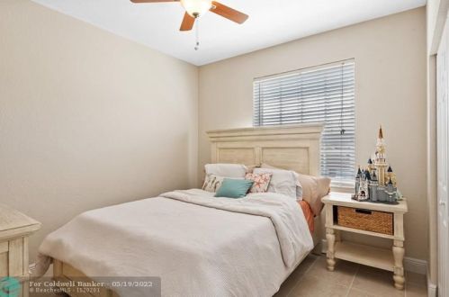 206 Birch St, Boynton Beach FL 33426-9362 exterior