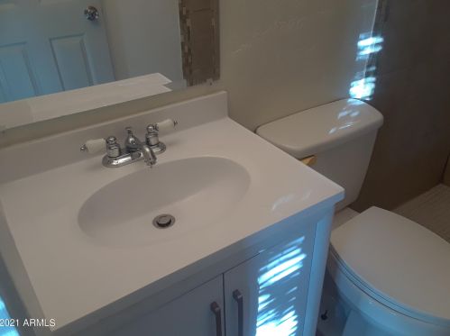 4516 Edgemont Ave, Phoenix AZ 85035-1808 exterior