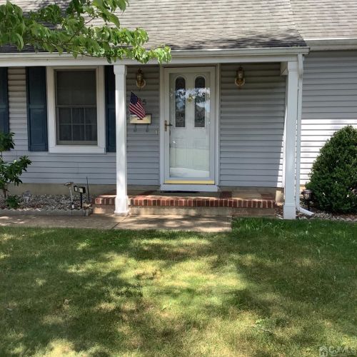25 Linden Ave, Edison, NJ 08817-3208