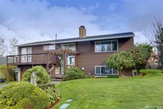 2010 117th Pl, Seattle, WA 98146-2553
