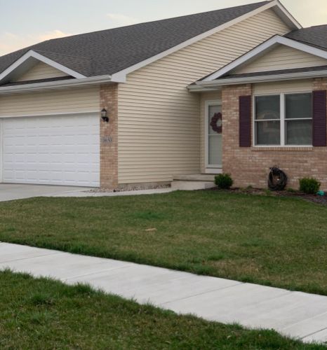 8650 Harrison St, Gary, IN 46410-8533