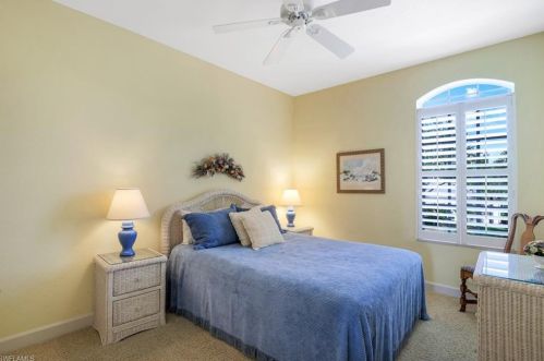 2288 Is Cv Cir, Naples FL 34109-0341 exterior