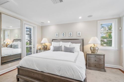 27 Hersey Dr, Boynton Beach FL 33435-7017 exterior