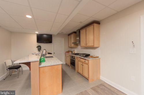 1185 Edgemoor Ct, Lancaster PA 17601-5198 exterior