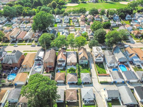 11151 Drake Ave, Chicago IL  60655-3512 exterior