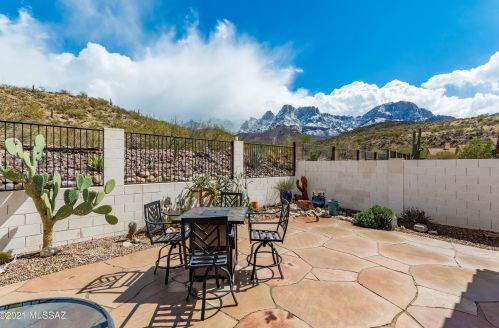 11280 Flt Granite Dr, Tucson AZ 85737-4614 exterior