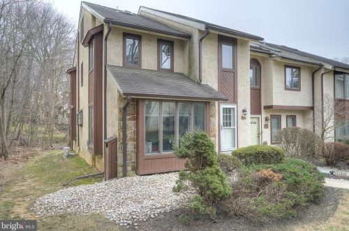 415 Heatherwood Dr, Media, PA 19063-5131