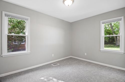 3725 63, Milwaukee WI 53220-1957 exterior