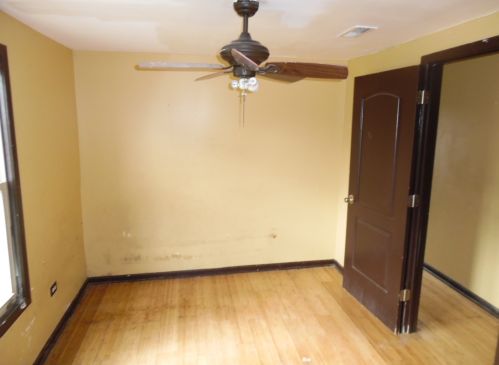 1318 6 Ave, Broadview IL 60153-2062 exterior