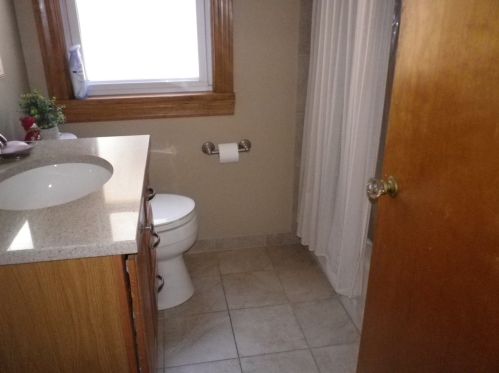 6055 Barry Ave, Chicago IL 60634-4966 exterior