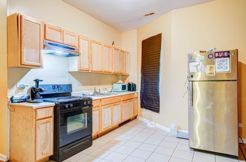 5941 Princeton Ave, Chicago IL 60609-4544 exterior