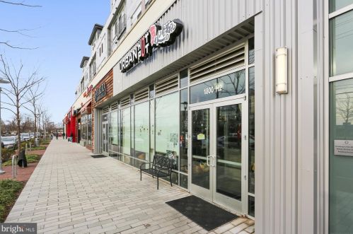 1904 Lewis Ave, Rockville MD 20851-2330 exterior