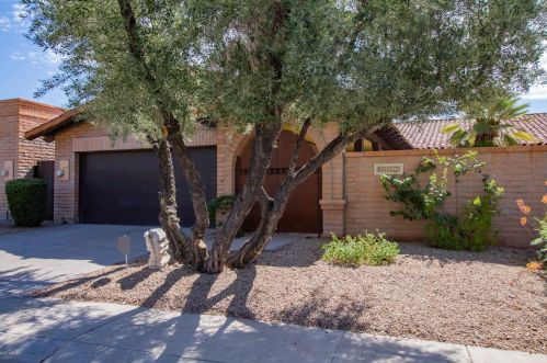 6825 18th St, Phoenix AZ  85042-5706 exterior