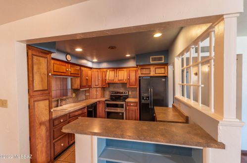 1032 Colgate Dr, Tucson AZ 85710-8723 exterior