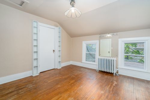 403 Nicholson St, Joliet IL 60435-7014 exterior