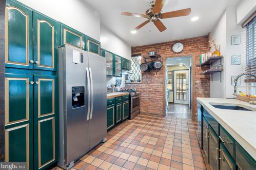 3081 Emerald St, Philadelphia PA 19134-2010 exterior