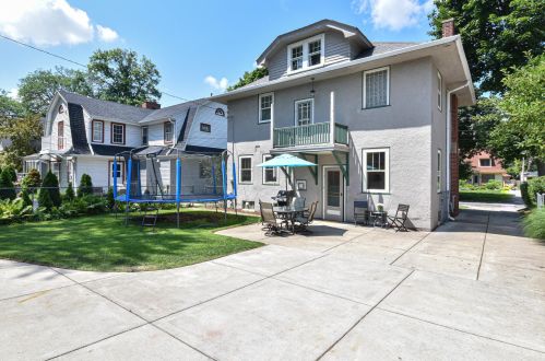 622 67, Milwaukee WI 53213-3953 exterior