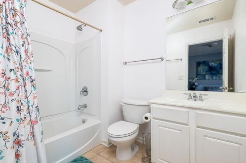 813 Charles Bank Ave, Atlanta GA 30312-3665 exterior