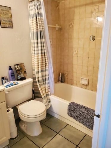 2198 41 St, Naples FL 34116-6571 exterior